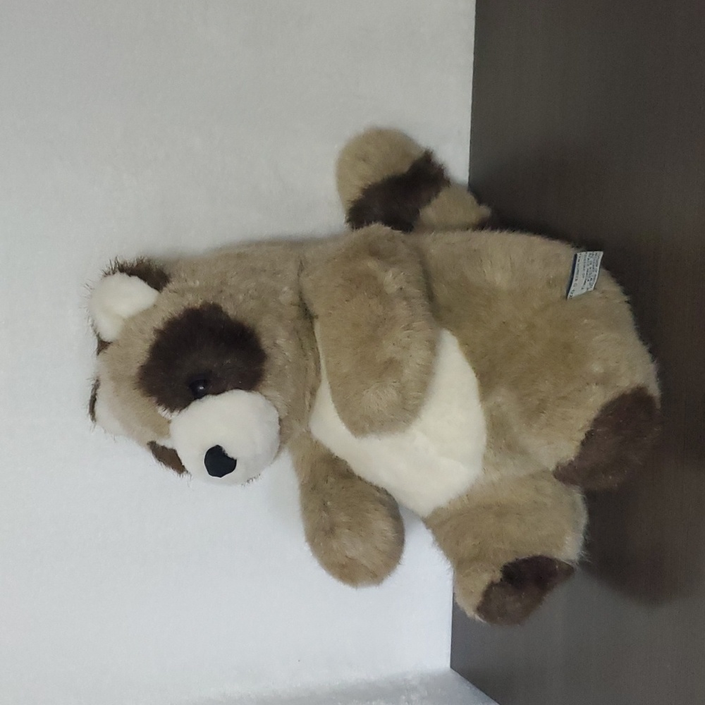 🏠 Vintage 1985 Emotion Plush Raccoon Stuffed Animal